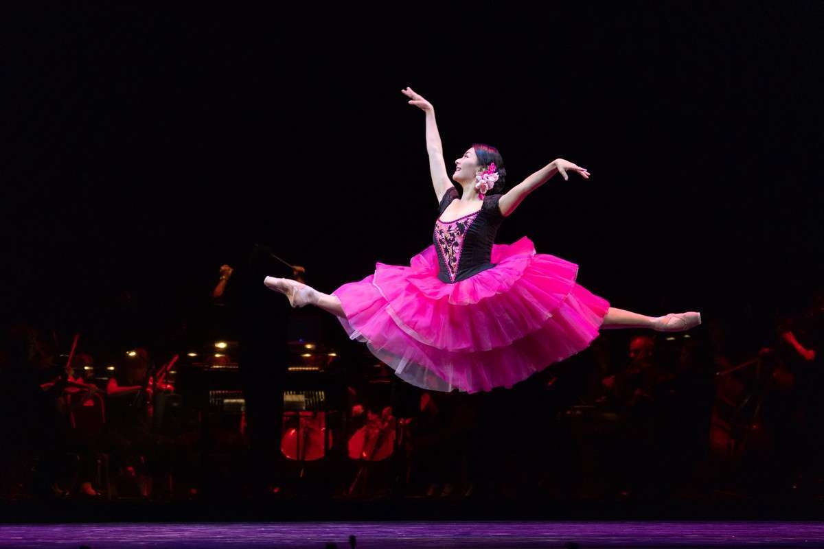 Yuhui Choe in Laurencia, photo by Andrej Uspenski
