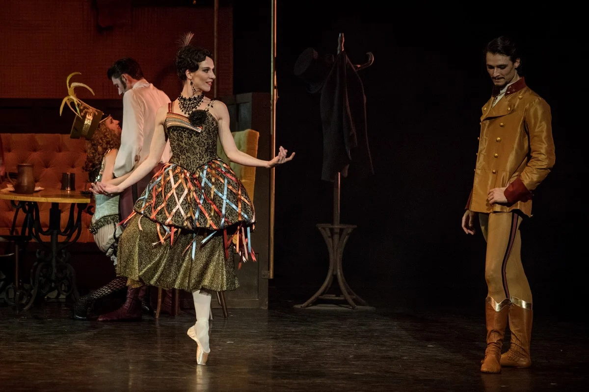 07 Mayerling Paris Opera Ballet Valentine Colasante as Mitzi Caspar Hugo Marchand as Rodolphe photo by Ann Ray OnP 2022 jpg 07 - Mayerling - Paris Opera Ballet - Valentine Colasante as Mitzi Caspar, Hugo Marchand as Rodolphe - photo by Ann Ray, OnP, 2022