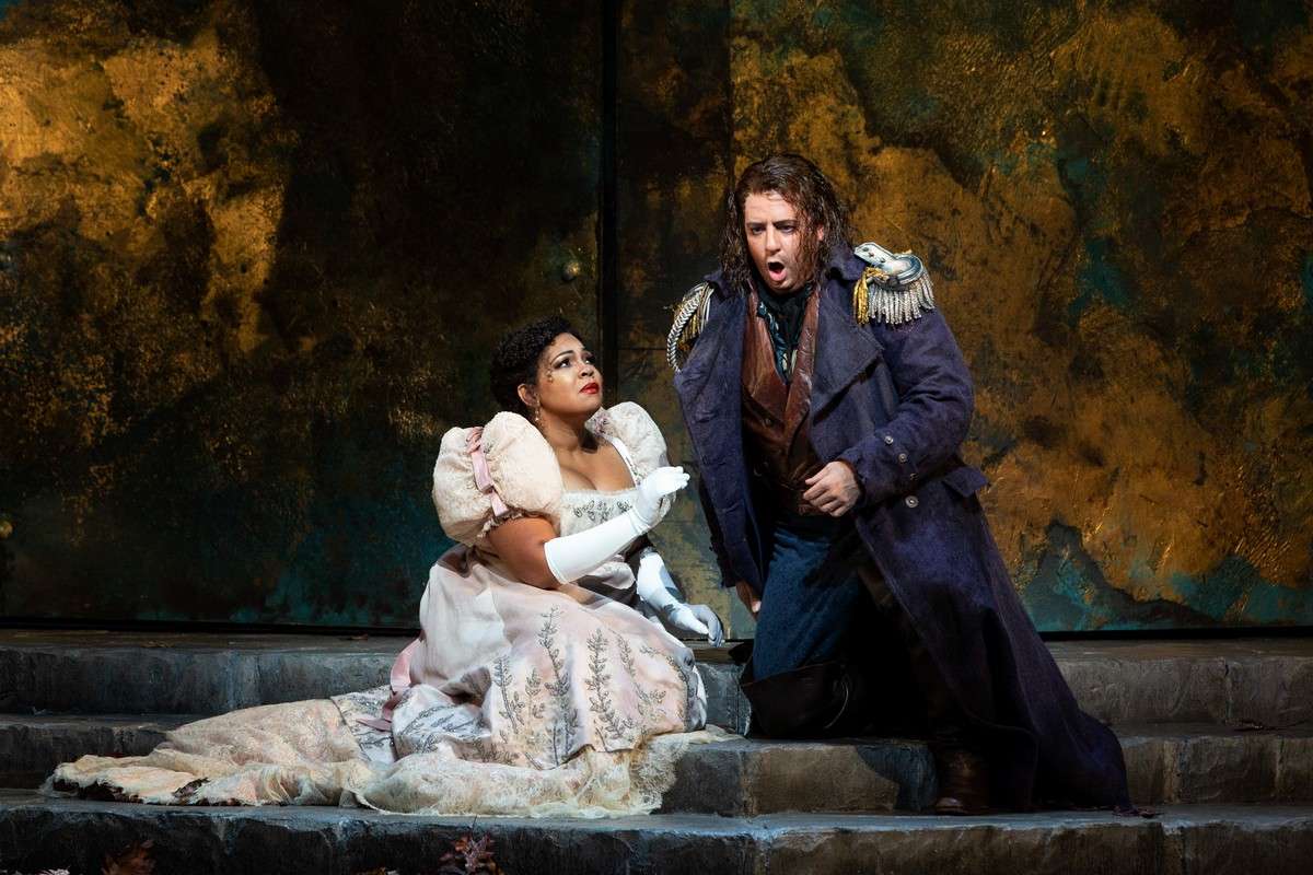 Janai Brugger as Glauce and Matthew Polenzani as Giasone in Cherubinis Medea Photo by Marty Sohl–Met Opera Janai Brugger as Glauce and Matthew Polenzani as Giasone in Cherubinis Medea Photo by Marty Sohl–Met Opera