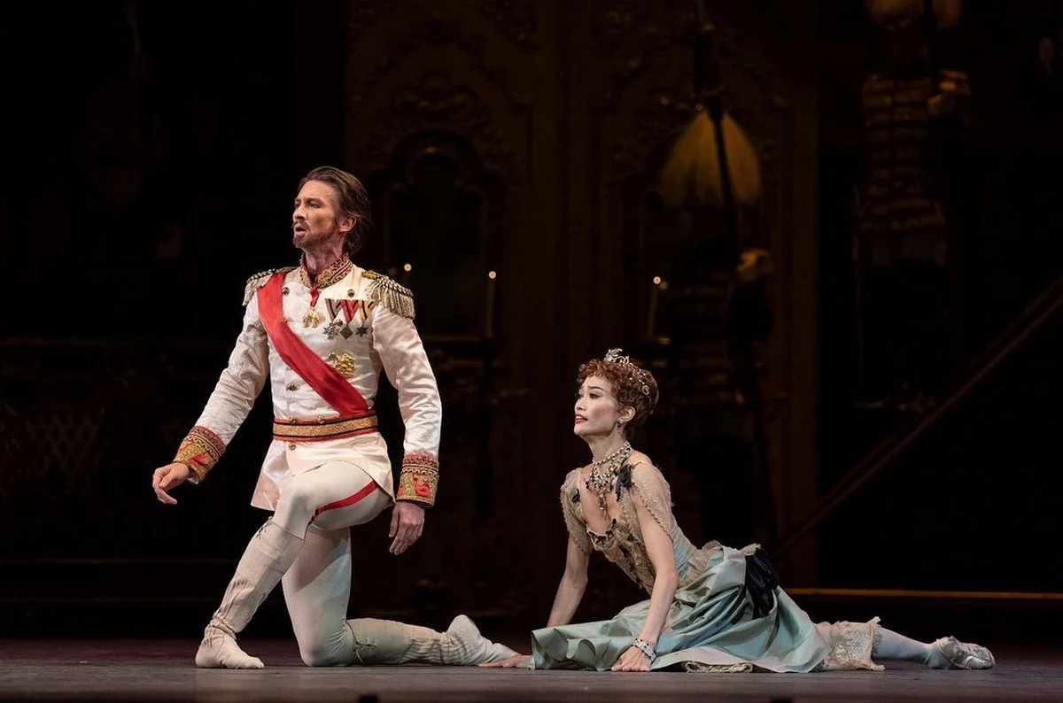 Vadim Muntagirov and Fumi Kaneko in Mayerling photo by Andrej Uspenski ROH 2022 jpg Vadim Muntagirov and Fumi Kaneko in Mayerling, photo by Andrej Uspenski, ROH 2022