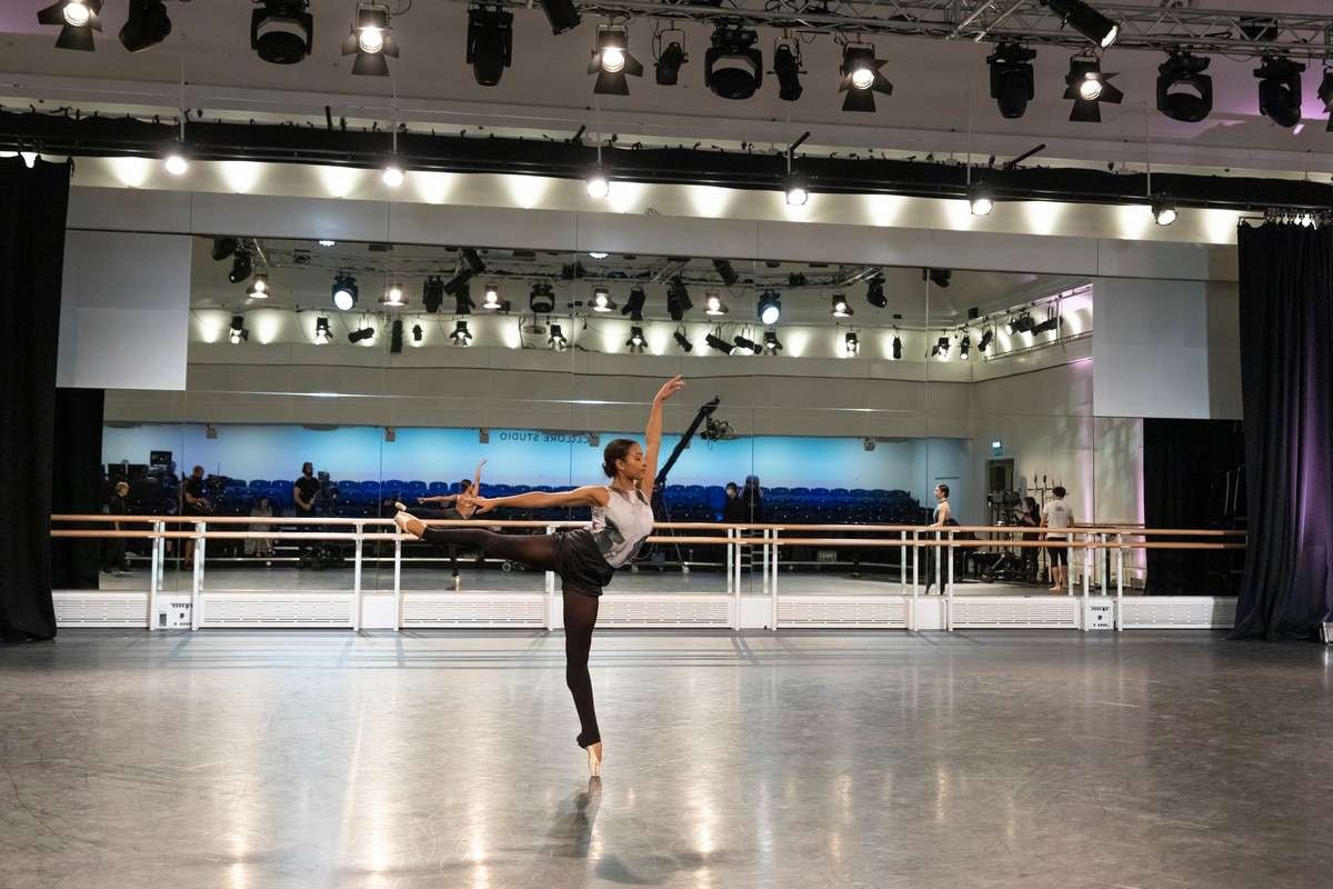World Ballet Day 2021 ©2021 ROH. Photograph by Andrej Uspenski 2 World Ballet Day 2021 ©2021 ROH. Photograph by Andrej Uspenski 2