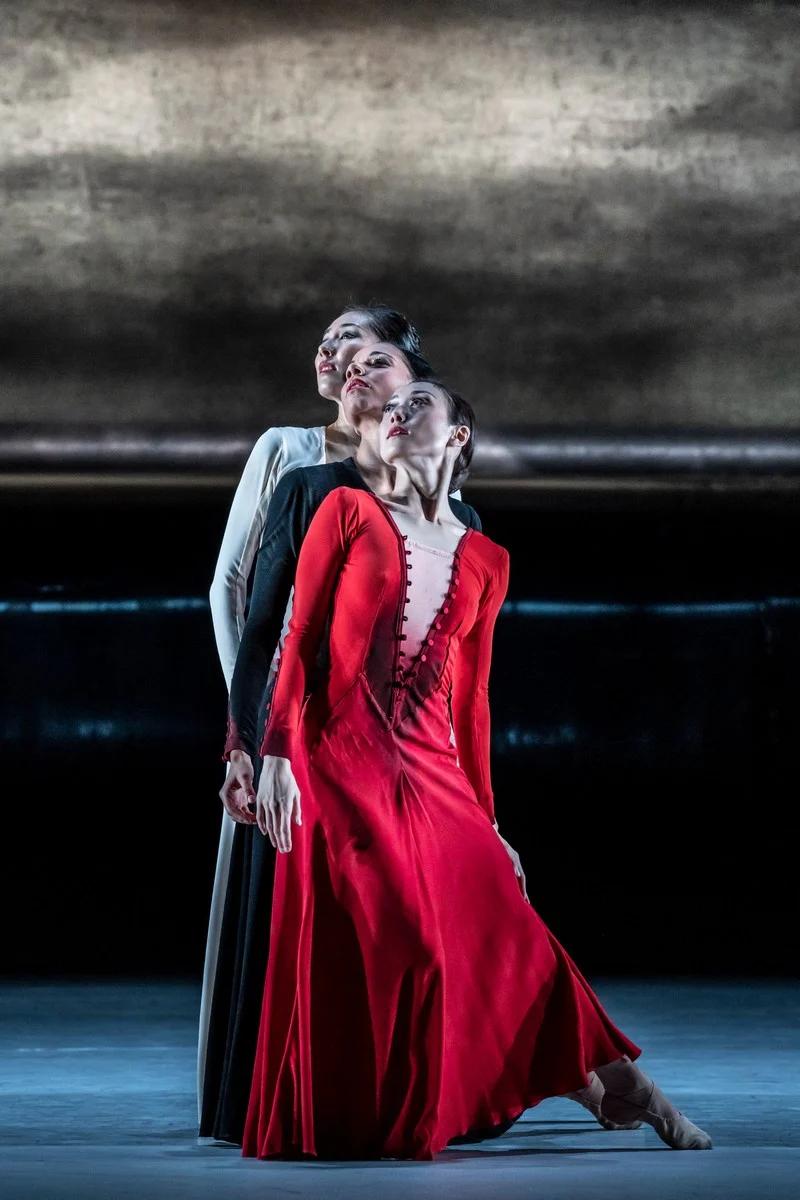 14 Forgotten Land Yijing Zhang Celine Gittens Miki Mizutani Choreography Jiri Kylian Photo credit Johan Persson Birmingham Royal Ballet jpg Forgotten Land