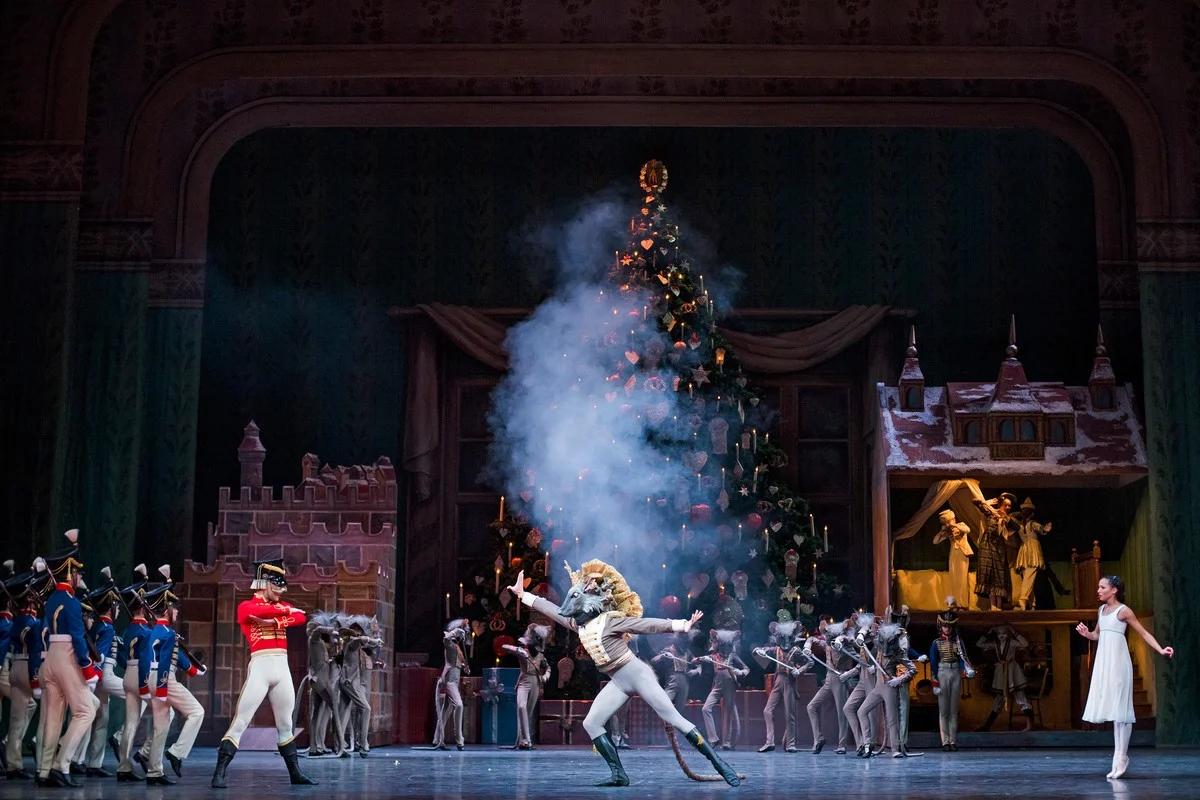 Artists of The Royal Ballet in The Nutcracker The Royal Ballet ©2015 ROH. Photograph by Tristram Kenton 4 jpg Artists of The Royal Ballet in The Nutcracker, The Royal Ballet ©2015 ROH. Photograph by Tristram Kenton (4)