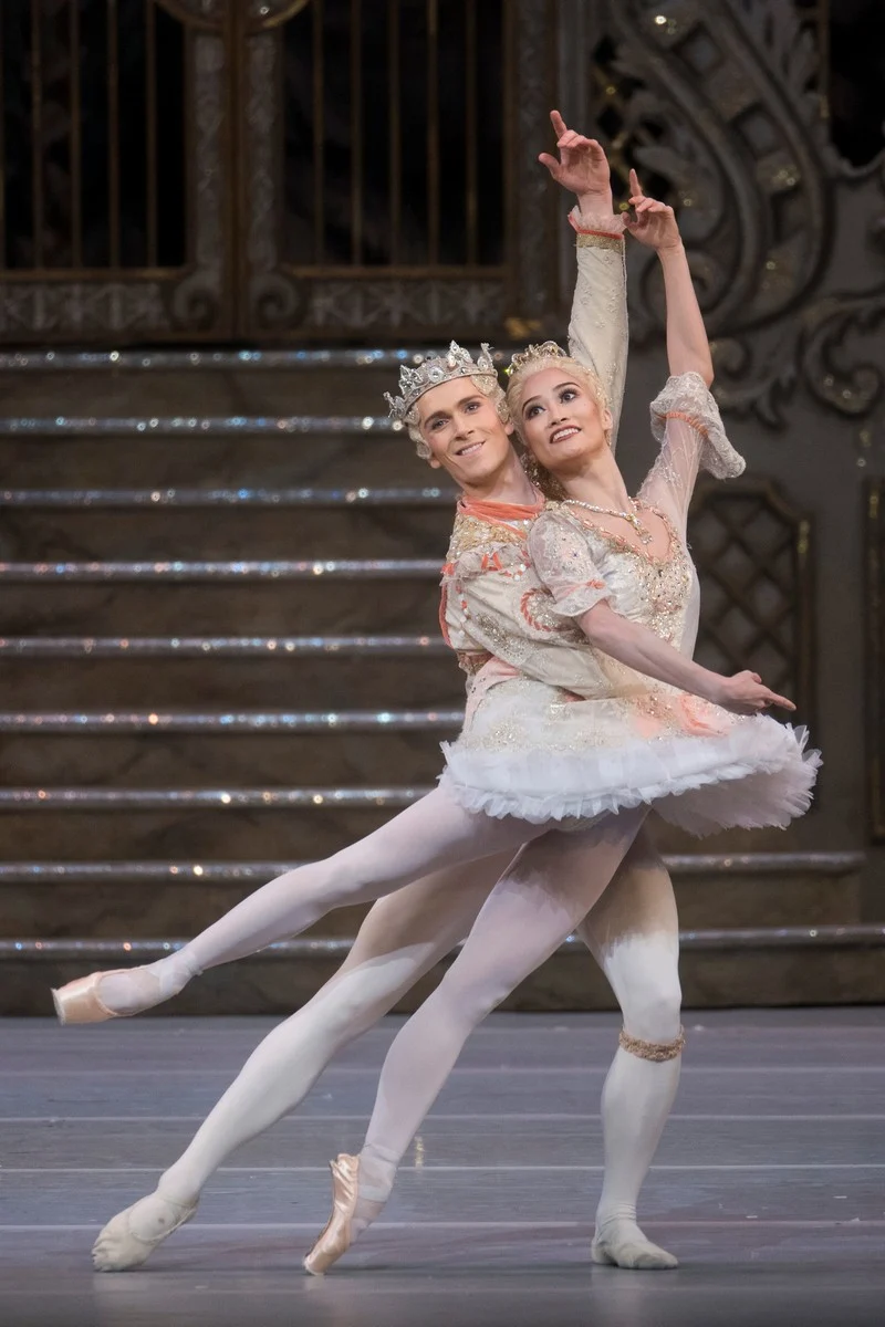 William Bracewell as the Prince and Fumi Kaneko as the Sugar Plum Fairy in The Nutcracker The Royal Ballet ©2018 ROH. Photograph by Alastair Muir jpg William Bracewell as the Prince and Fumi Kaneko as the Sugar Plum Fairy in The Nutcracker, The Royal Ballet ©2018 ROH. Photograph by Alastair Muir