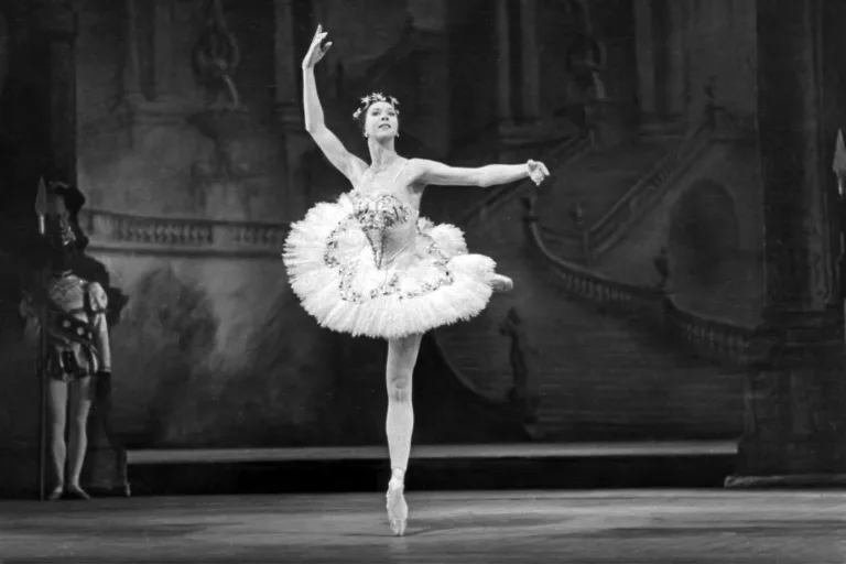 Beryl Grey as Aurora in the 1951-52 revival of The Sleeping Beauty with the Sadler's Wells Ballet, photo by Roger Wood, ROH