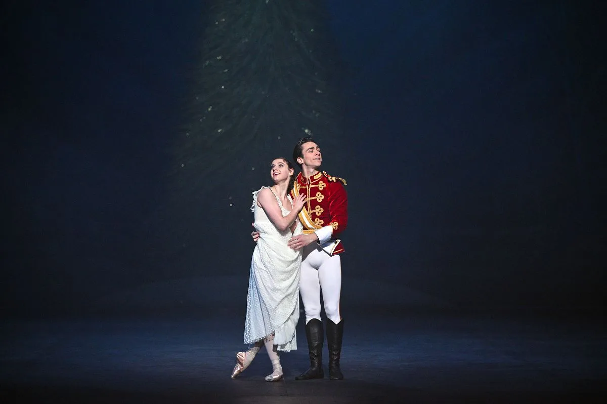 Julia Conway as Clara and Francesco Gabriele Frola as Nephew in Nutcracker © Laurent Liotardo jpg Julia Conway as Clara and Francesco Gabriele Frola as Nephew in Nutcracker © Laurent Liotardo