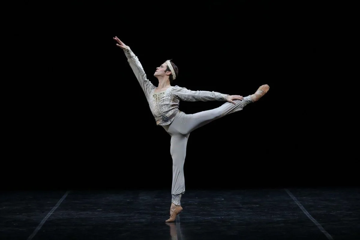 Nureyevs La Bayadere with Claudio Coviello photo by Brescia e Amisano © Teatro alla Scala jpg Nureyev's La Bayadère with Claudio Coviello, photo by Brescia e Amisano © Teatro alla Scala