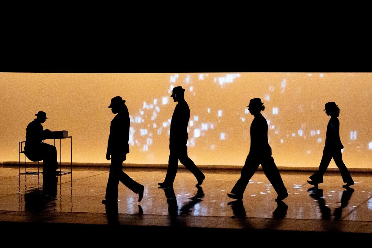 Ballets Jazz Montreal in Dance Me photo by Rolando Paolo Guerzoni 2 jpg Ballets Jazz Montréal in Dance Me, photo by Rolando Paolo Guerzoni - 2