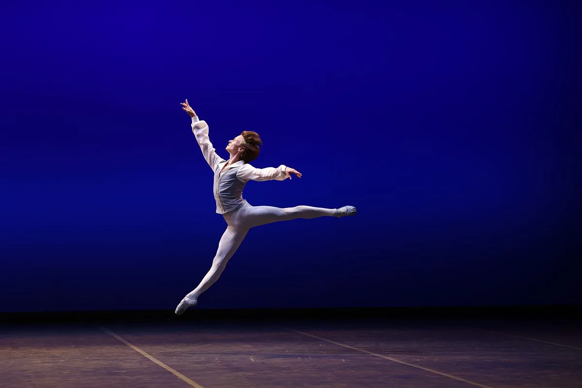 Tchaikovsky Pas de Deux Daniil Simkin photo by Dasa Wharton jpg Tchaikovsky Pas de Deux - Daniil Simkin - photo by Dasa Wharton