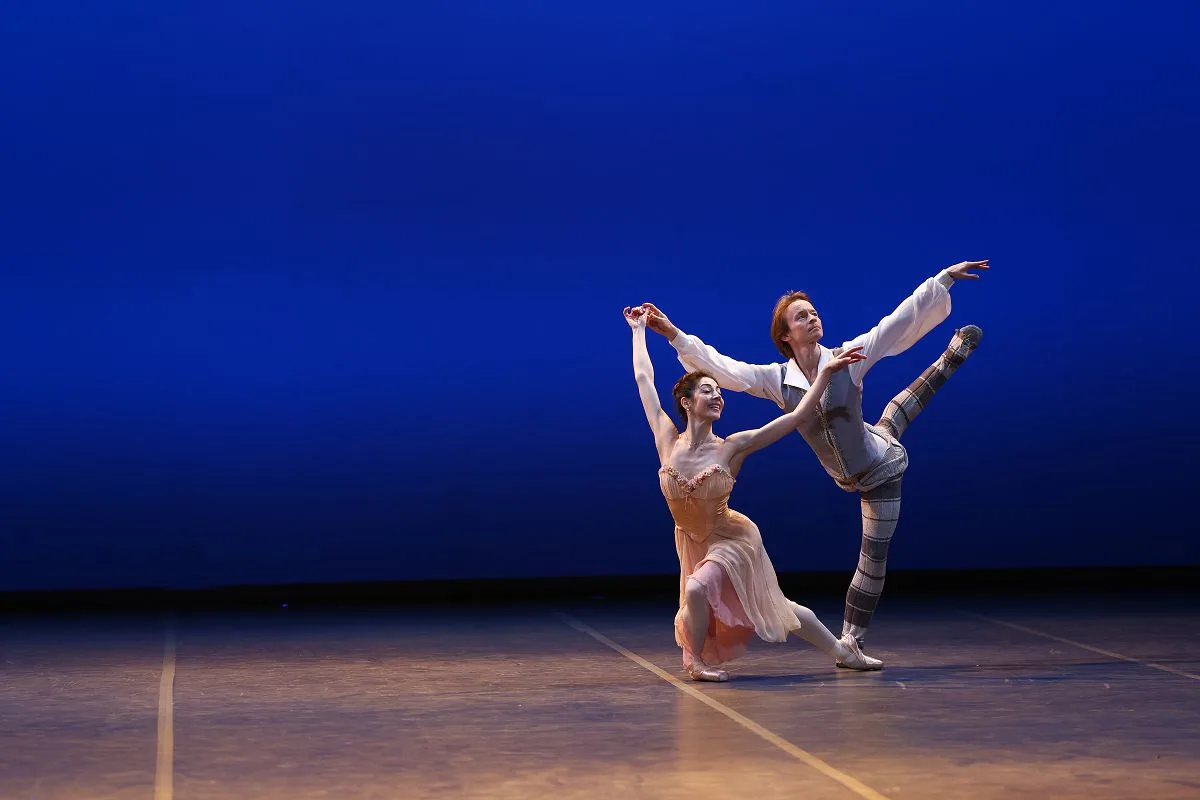 Tchaikovsky Pas de Deux Maia Makhateki and Daniil Simkin 01 photo by Dasa Wharton jpg Tchaikovsky Pas de Deux - Maia Makhateki and Daniil Simkin-01, photo by Dasa Wharton
