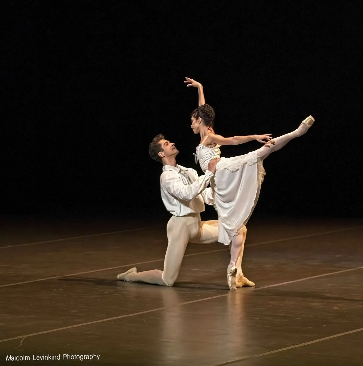 Yasmine Naghdi Reece Clarke in Manon photo by Malcolm Levinkind jpg Yasmine Naghdi Reece Clarke in Manon, photo by Malcolm Levinkind