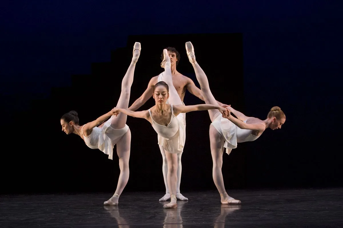 BRB Apollo 2006 Laetitia Lo Sardo as Calliope Nao Sakuma as Polyhymnia Elisha Willis as Terpsichore and Iain Mackay as Apollo. Photo Bill Cooper jpg BRB Apollo 2006 Laëtitia Lo Sardo as Calliope, Nao Sakuma as Polyhymnia, Elisha Willis as Terpsichore and Iain Mackay as Apollo. Photo Bill Cooper