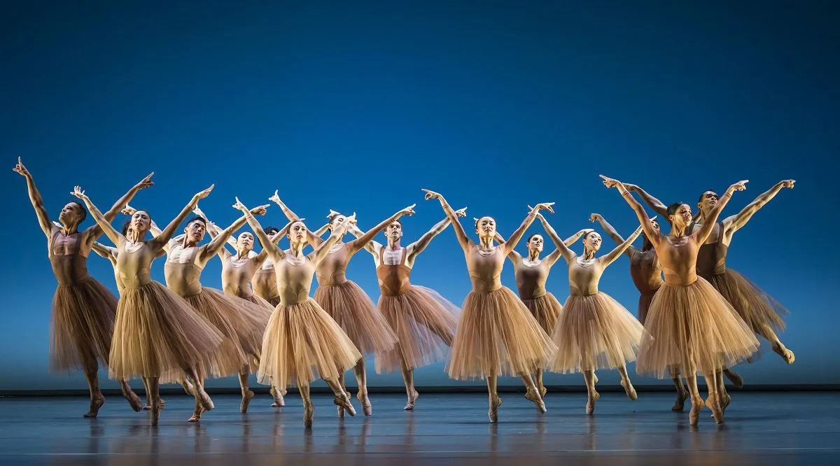 Birmingham Royal Ballet performs Interlinked Choreography by Juliano Nunes. Photo Tristram Kenton jpg Birmingham Royal Ballet performs Interlinked, Choreography by Juliano Nunes. Photo Tristram Kenton