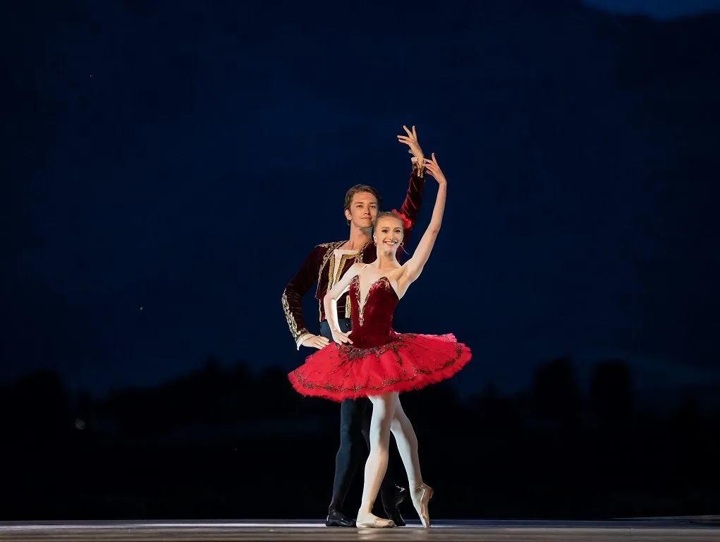 Don Quixote Anastasia Smirnova and Julian MacKay Stars on the Yellowstone photo Nicholas Mackay MACKAY PRODUCTIONS 696 jpg Don Quixote - Anastasia Smirnova and Julian MacKay, Stars on the Yellowstone, photo Nicholas Mackay MACKAY PRODUCTIONS 696