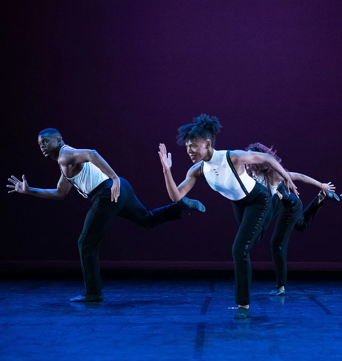 AAADTs Solomon Dumas Samantha Figgins and Belen Indhira Pereyra in Robert Battles For Four for the Ailey Spirit Gala on June 24 2021. Photo by Christopher Duggan jpg AAADT's Solomon Dumas Samantha Figgins and Belen Indhira Pereyra in Robert Battle's For Four for the Ailey Spirit Gala on June 24 2021. Photo by Christopher Duggan