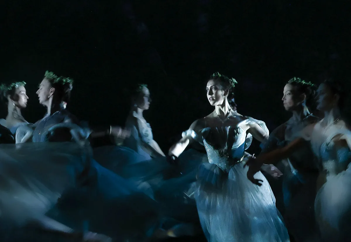 Giselle English National Ballet photo by Dasa Wharton 2024 2 jpg Giselle - English National Ballet, photo by Dasa Wharton 2024 - 2