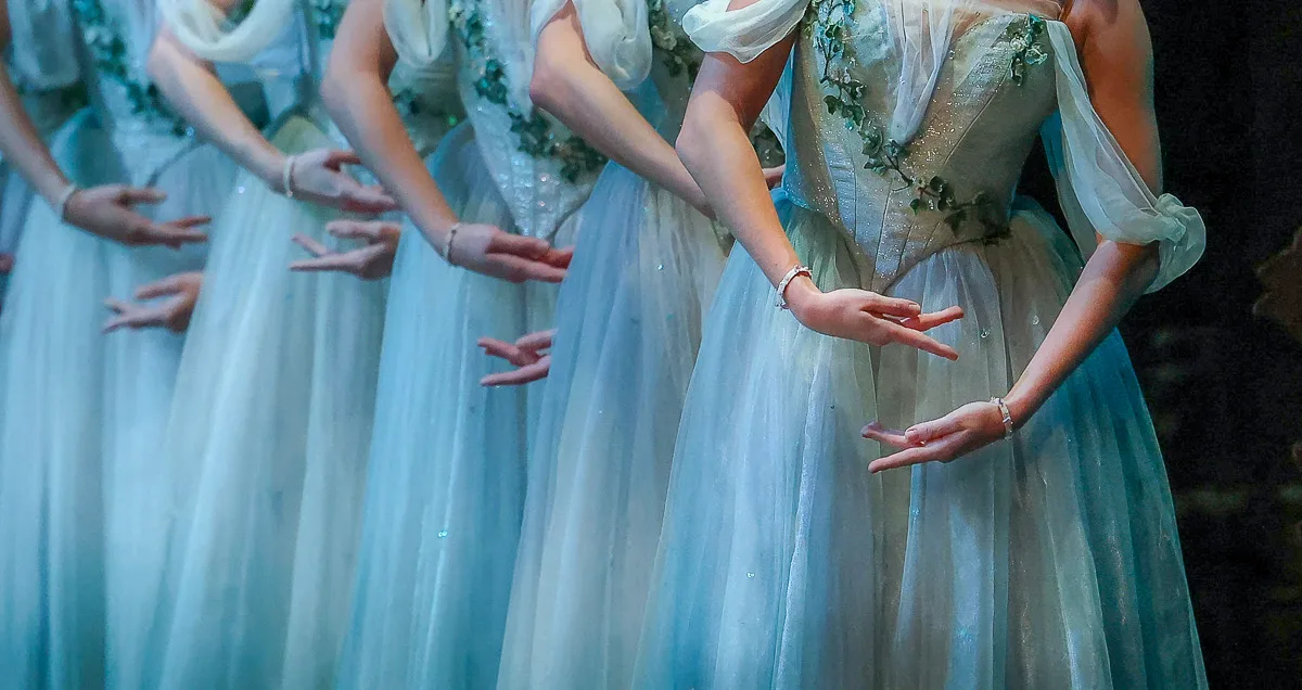 Giselle English National Ballet photo by Dasa Wharton 2024 6 jpg Giselle - English National Ballet, photo by Dasa Wharton 2024 - 6