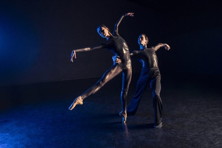 Sangeun Lee and Gareth Haw in 'Terra Astra' by Jordan James Bridge Ballet Nights 005. Photo by Viktor Erik Emanuel-01