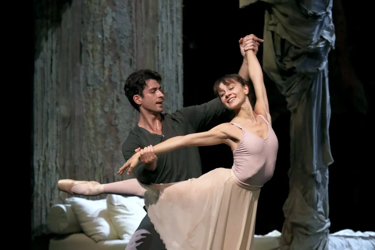 Rehearsals of Manon Nicoletta Manni Reece Clarke photo Brescia e Amisano Teatro alla Scala crop Rehearsals of Manon - Nicoletta Manni Reece Clarke photo Brescia e Amisano, Teatro alla Scala crop