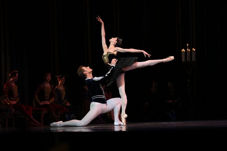 Stage Ballet of Georgia in Swan Lake - Chloe Misseldine and Michal Krčmář, London 2024 - 3