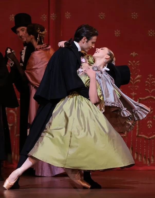 01 La Dame aux camelias Marco Agostino Virna Toppi photo Brescia e Amisano Teatro alla Scala 01 - La Dame aux camélias - Marco Agostino Virna Toppi, photo Brescia e Amisano, Teatro alla Scala