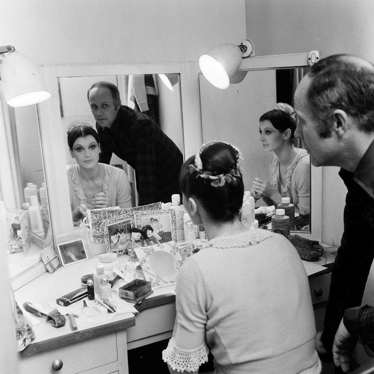 1975 Carla Fracci e Beppe Menegatti 75 748PIN ph Erio Piccagliani © Teatro alla Scala 1975 Carla Fracci e Beppe Menegatti 75_748PIN ph Erio Piccagliani © Teatro alla Scala