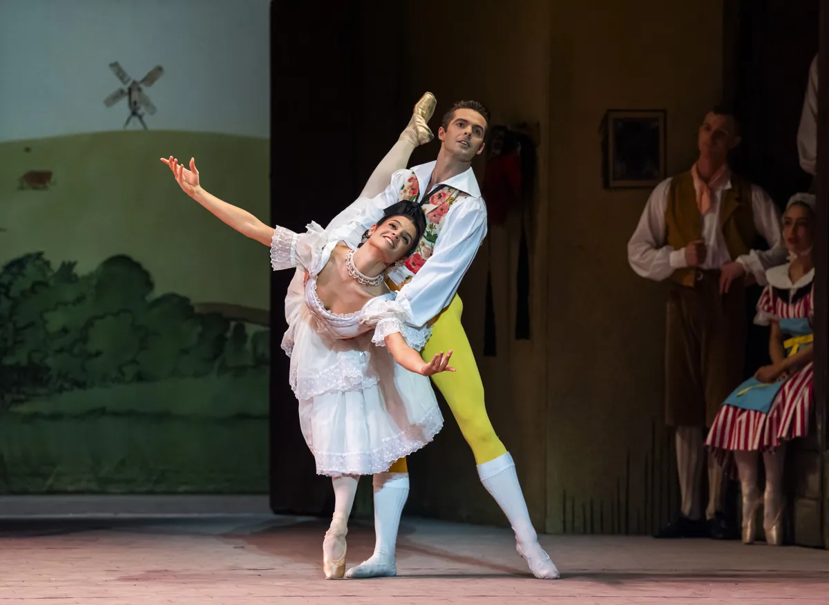 50 La Fille mal gardee Birmingham Royal Ballet photo by Tristam Kenton 50 - La Fille mal gardée - Birmingham Royal Ballet, photo by Tristam Kenton