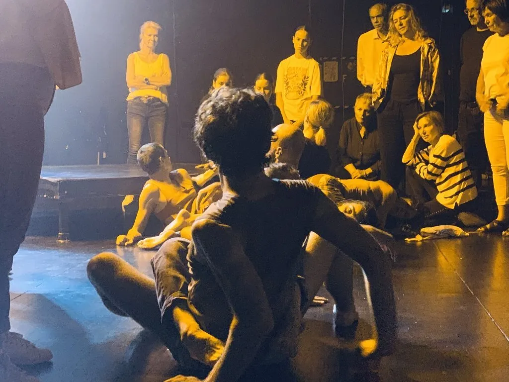 CocoonDance CHORA with audience in Monthey photo by Rainald Endrass 4 CocoonDance CHORA with audience in Monthey, photo by Rainald Endrass_4