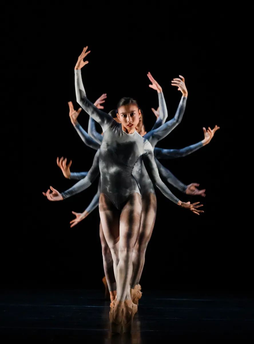 LUNA Choreographer Wubkje Kuindersma BRB company Photo Katja Ogrin.jpeg LUNA Choreographer Wubkje Kuindersma, BRB company Photo Katja Ogrin.jpeg