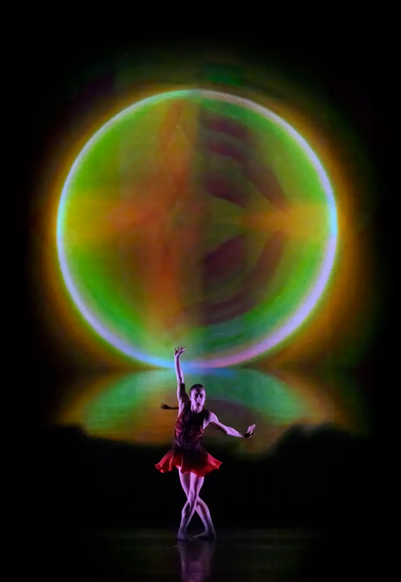 UNWAVERING Choreography Thais Suarez Beatrice Parma credit Katja Ogrin1 UNWAVERING Choreography Thais Suarez - Beatrice Parma - credit Katja Ogrin(1)