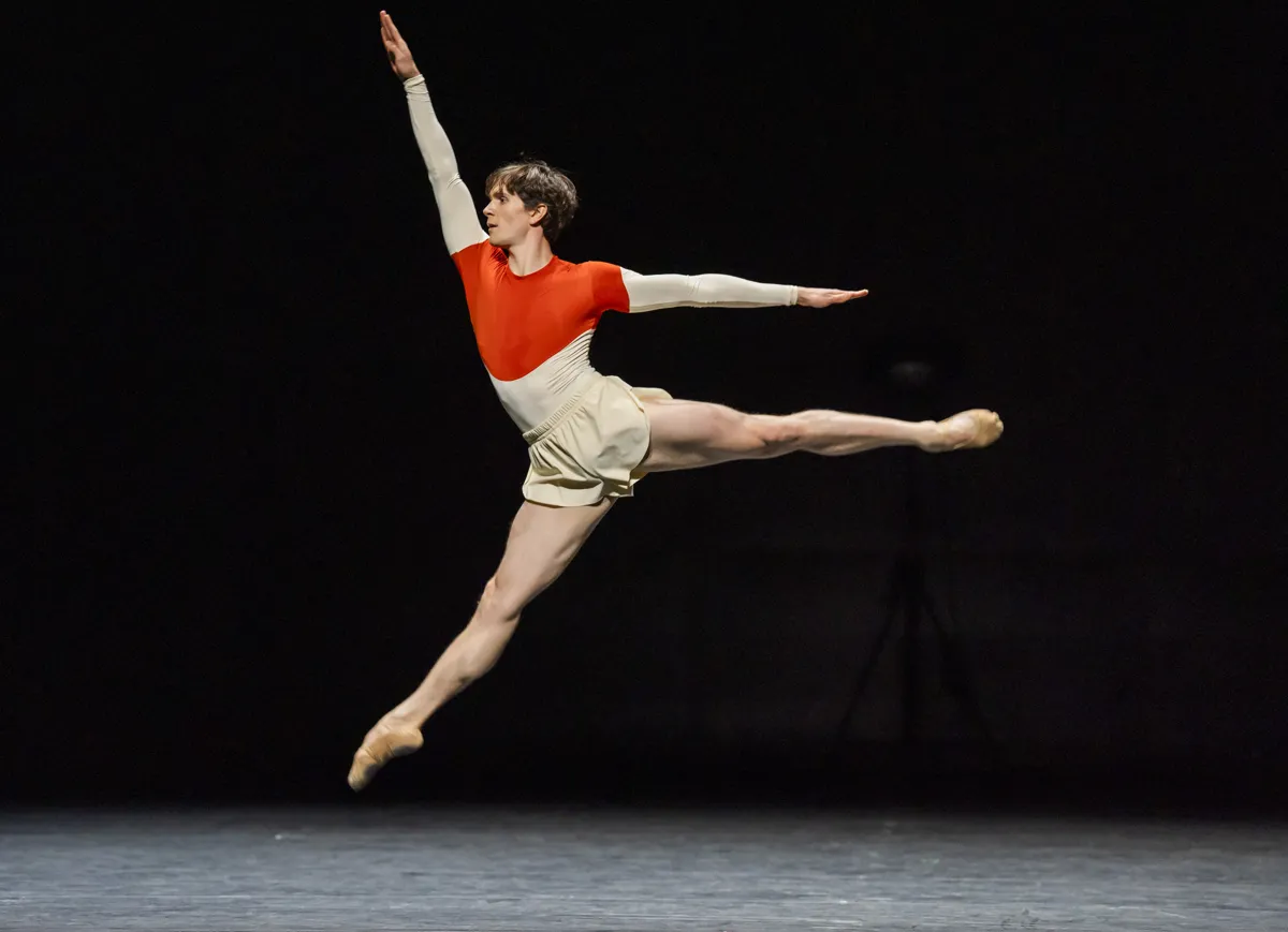 William Bracewell in Pam Tanowitzs Or Forevermore The Royal Ballet photo by Tristram Kenton 2024 1 William Bracewell in Pam Tanowitz's Or Forevermore, The Royal Ballet, photo by Tristram Kenton 2024 (1)
