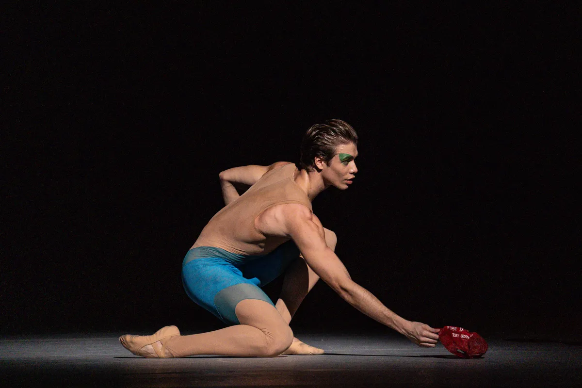 Marco Masciari Descendant Blackbeard in Wayne McGregors MADDADDAM The Royal Ballet c 2024 RBO. Ph Andrej Uspenski Marco Masciari (Descendant Blackbeard) in Wayne McGregor's MADDADDAM, The Royal Ballet (c) 2024 RBO. Ph Andrej Uspenski