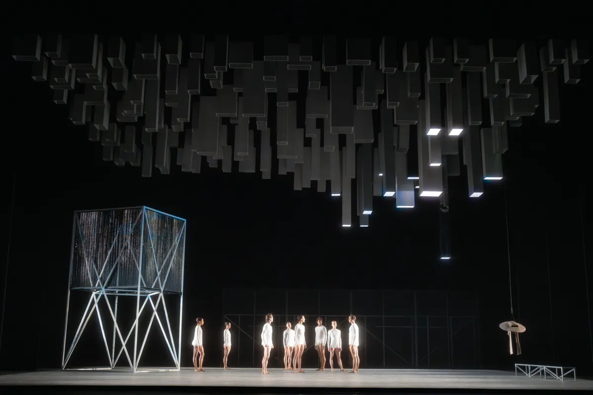 Wayne McGregors MADDADDAM The Royal Ballet c 2024 RBO. Ph Andrej Uspenski 5 Wayne McGregor's MADDADDAM, The Royal Ballet (c) 2024 RBO. Ph Andrej Uspenski (5)