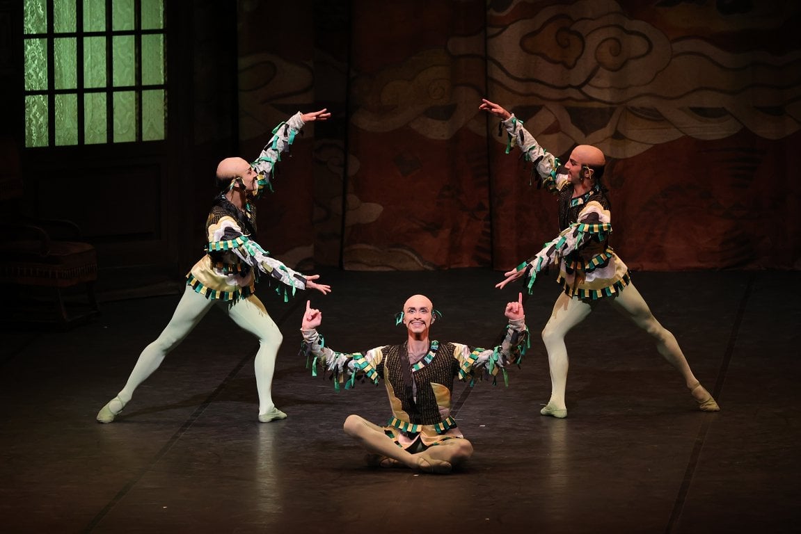 The Nutcracker Rinaldo Venuti Christian Fagetti Domenico Di Cristo photo by Brescia e Amisano Teatro alla Scala 2024 The Nutcracker - Rinaldo Venuti, Christian Fagetti, Domenico Di Cristo, photo by Brescia e Amisano, Teatro alla Scala 2024