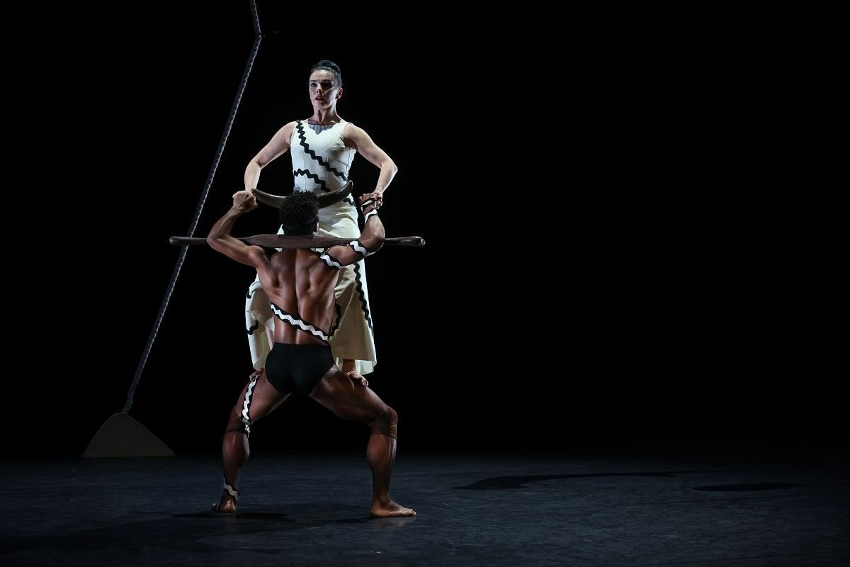 Marcelino Sambe and Natalia Osipova in Errand Into the Maze The Royal Ballet photo by Dasa Wharton 5 Marcelino Sambé and Natalia Osipova in Errand Into the Maze - The Royal Ballet, photo by Dasa Wharton - 5