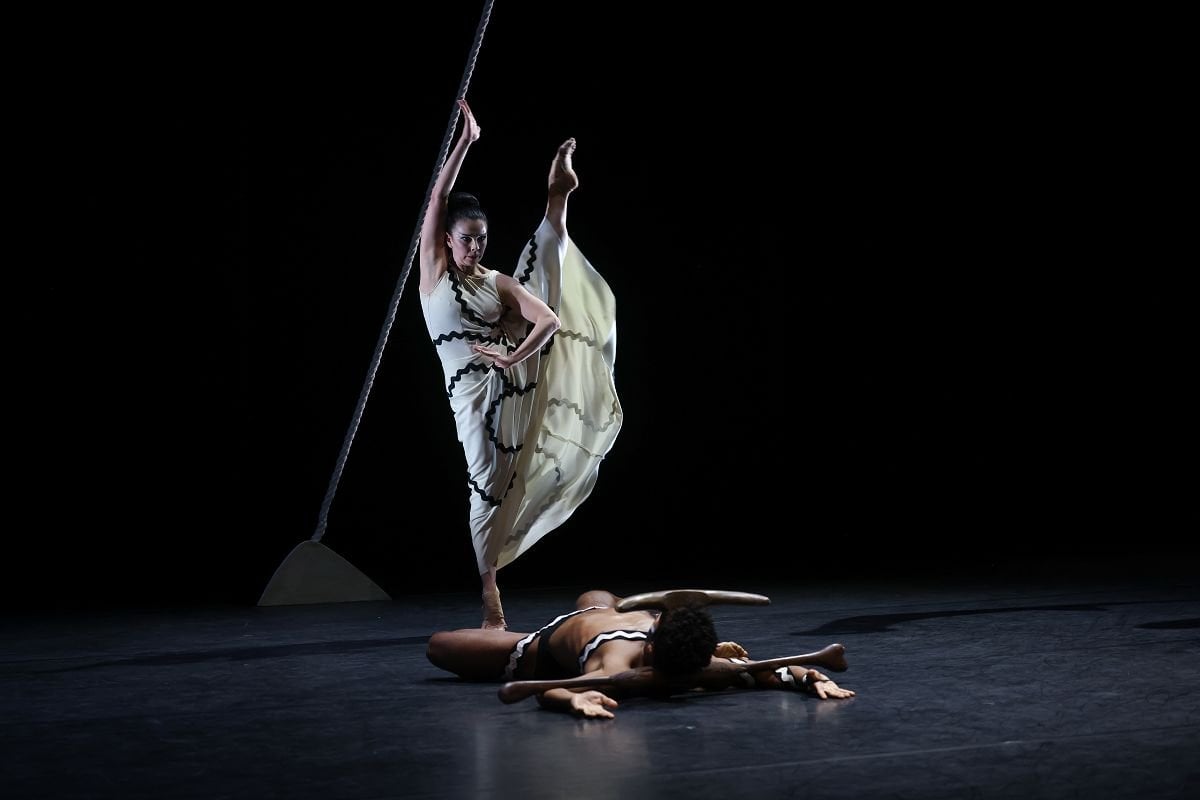Marcelino Sambe and Natalia Osipova in Errand Into the Maze The Royal Ballet photo by Dasa Wharton 6 Marcelino Sambé and Natalia Osipova in Errand Into the Maze - The Royal Ballet, photo by Dasa Wharton - 6