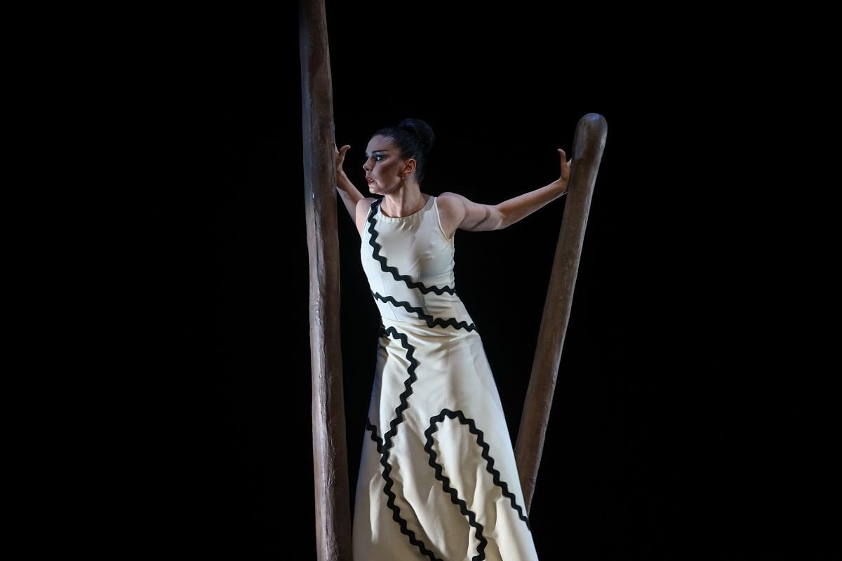 Natalia Osipova in Errand Into the Maze The Royal Ballet photo by Dasa Wharton 1 Natalia Osipova in Errand Into the Maze - The Royal Ballet, photo by Dasa Wharton - 1