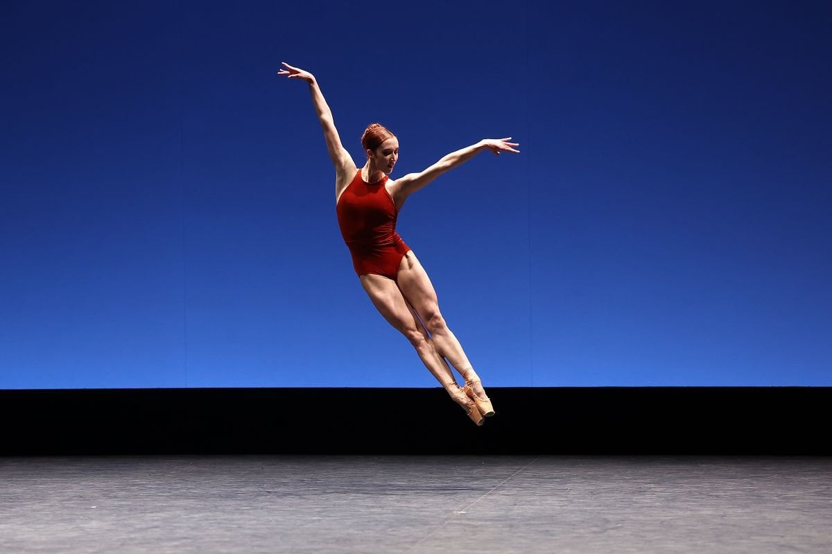 Alice Bellini in William Forsythes Herman Schmerman Quintet photo by Dasa Wharton Alice Bellini in William Forsythe's Herman Schmerman (Quintet), photo by Dasa Wharton