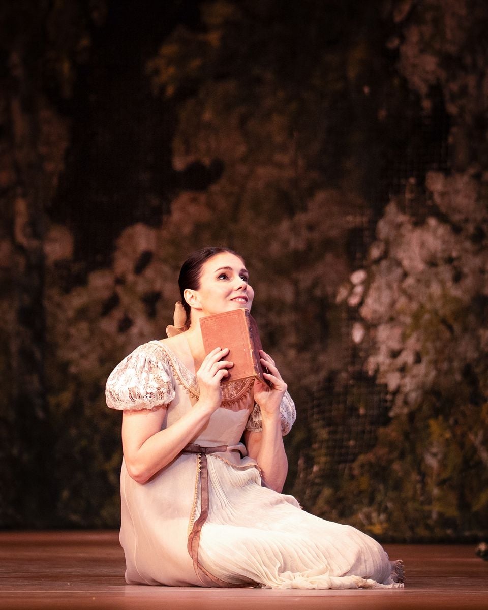 Natalia Osipova Tatiana in Onegin 2025 RBO. Photgraphed by Andrej Uspenski Natalia Osipova (Tatiana) in Onegin, 2025 RBO. Photgraphed by Andrej Uspenski