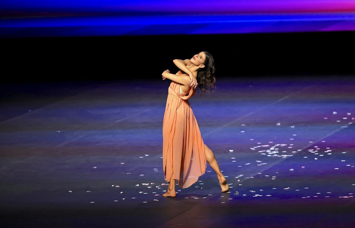 Mayara Magri in Five Brahms Waltzes in the Manner of Isadora Duncan Mayara Magri in Five Brahms Waltzes in the Manner of Isadora Duncan