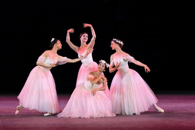 Ida Praetorius, Cassandra Trenary, Aliya Tanikpaeva and Jessica Xuan in Pas de Quatre - photo by Marcello Orselli, Nervi Festival 2025