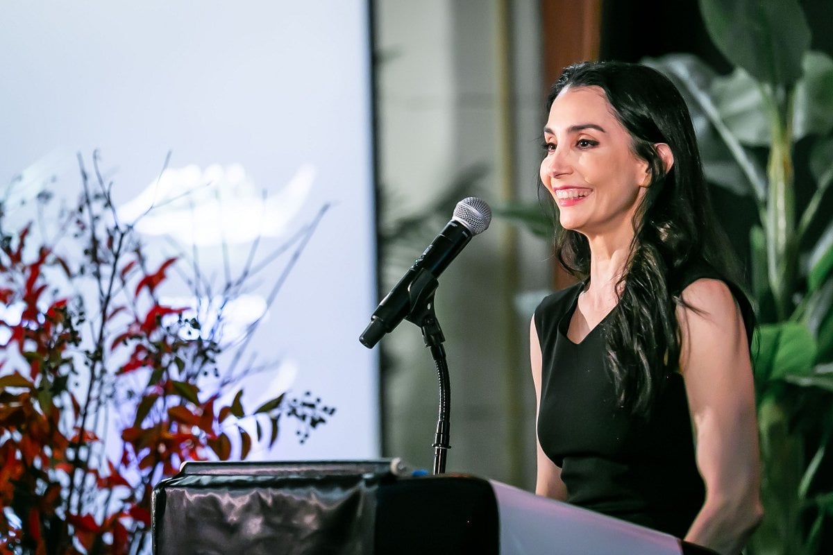 Tamara Rojo speaking at San Francisco Ballets 2024 Soiree %C2%A9 The Vanity Portrait Studio Tamara Rojo speaking at San Francisco Ballet's 2024 Soirée © The Vanity Portrait Studio