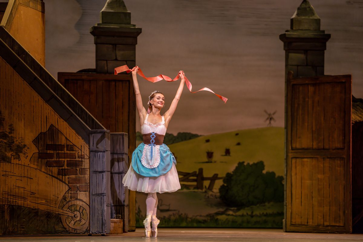 Anna Rose OSullivan as Lise in La Fille mal gardee The Royal Ballet ©2025 RBO. Photographed by Andrej Uspenski Anna Rose O'Sullivan as Lise in La Fille mal gardée, The Royal Ballet ©2025 RBO. Photographed by Andrej Uspenski