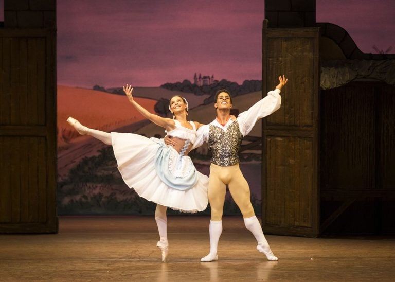 La Fille mal gardée - Francesca Hayward as Lise and Marcelino Sambé as Colas, ROH 2016. Photographed by Helen Maybank