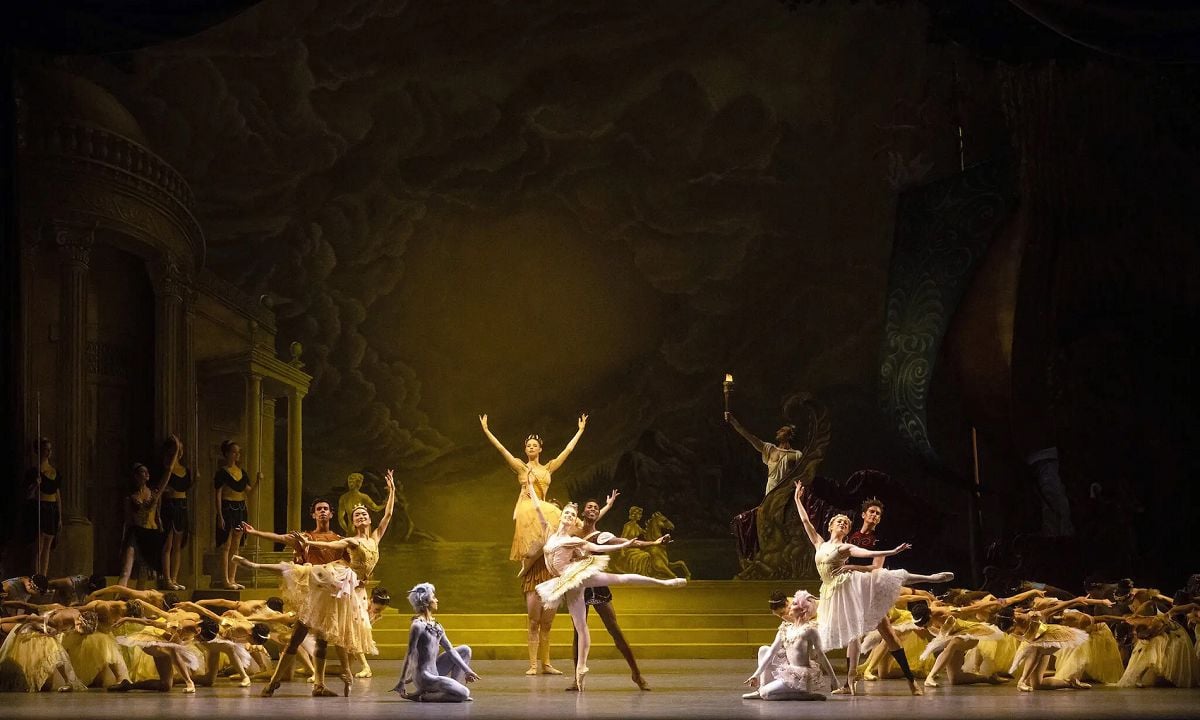 ABT Sylvia photo by Nir Arieli ABT - Sylvia - photo by Nir Arieli