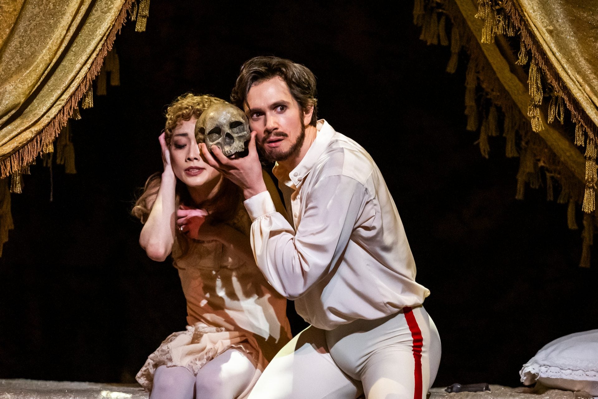 Sae Maeda as Princess Stephanie and William Bracewell as Crown Prince Rudolf in Kenneth MacMillans Mayerling c2026 Tristram Kenton crop scaled Sae Maeda as Princess Stephanie and William Bracewell as Crown Prince Rudolf in Kenneth MacMillan's Mayerling (c)2026 Tristram Kenton crop