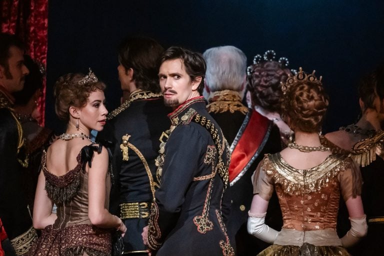 William Bracewell as Crown Prince Rudolf with Leticia Dias as Countess Marie Larisch in Kenneth MacMillan's Mayerling (c)2026 Tristram Kenton crop