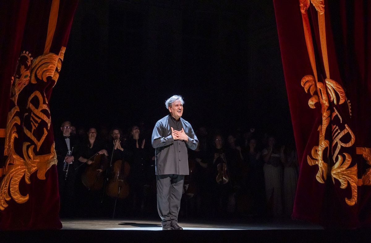 Antonio Pappano final curtain call Andrea Chenier ©2024 Tristram Kenton Antonio Pappano final curtain call, Andrea Chenier ©2024 Tristram Kenton