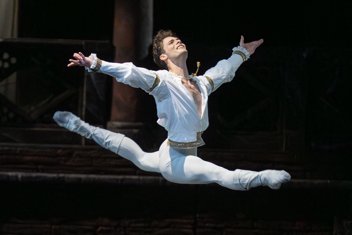 25 26 Romeo and Juliet Jacopo Tissi photo Altin Kaftira crop Romeo and Juliet - Jacopo Tissi, photo Altin Kaftira crop
