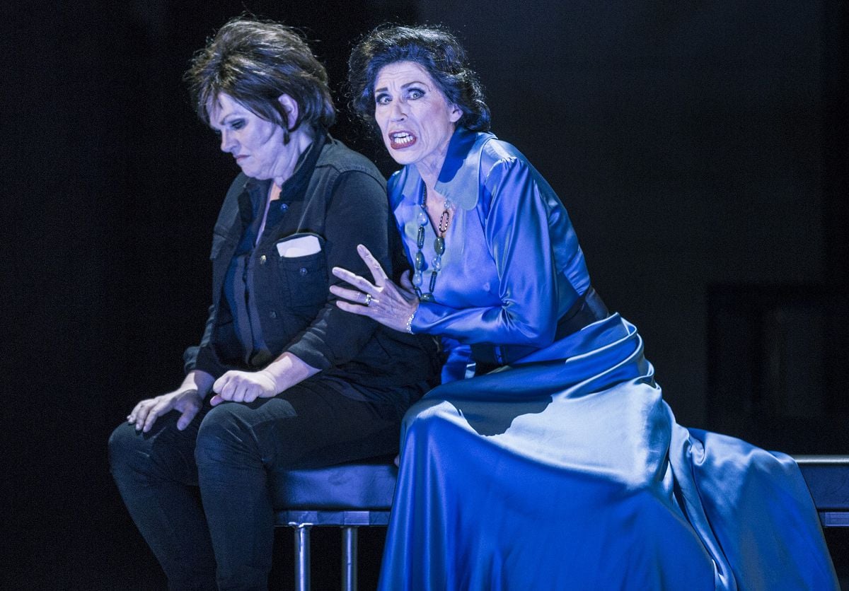 Klytaemnestra in Elektra with Susan Bullock Prague 2016 photo Patrik Borecky Klytaemnestra in Elektra with Susan Bullock, Prague 2016, photo Patrik Borecký
